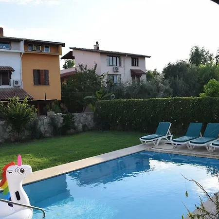 Ana - Private Pool & Garden